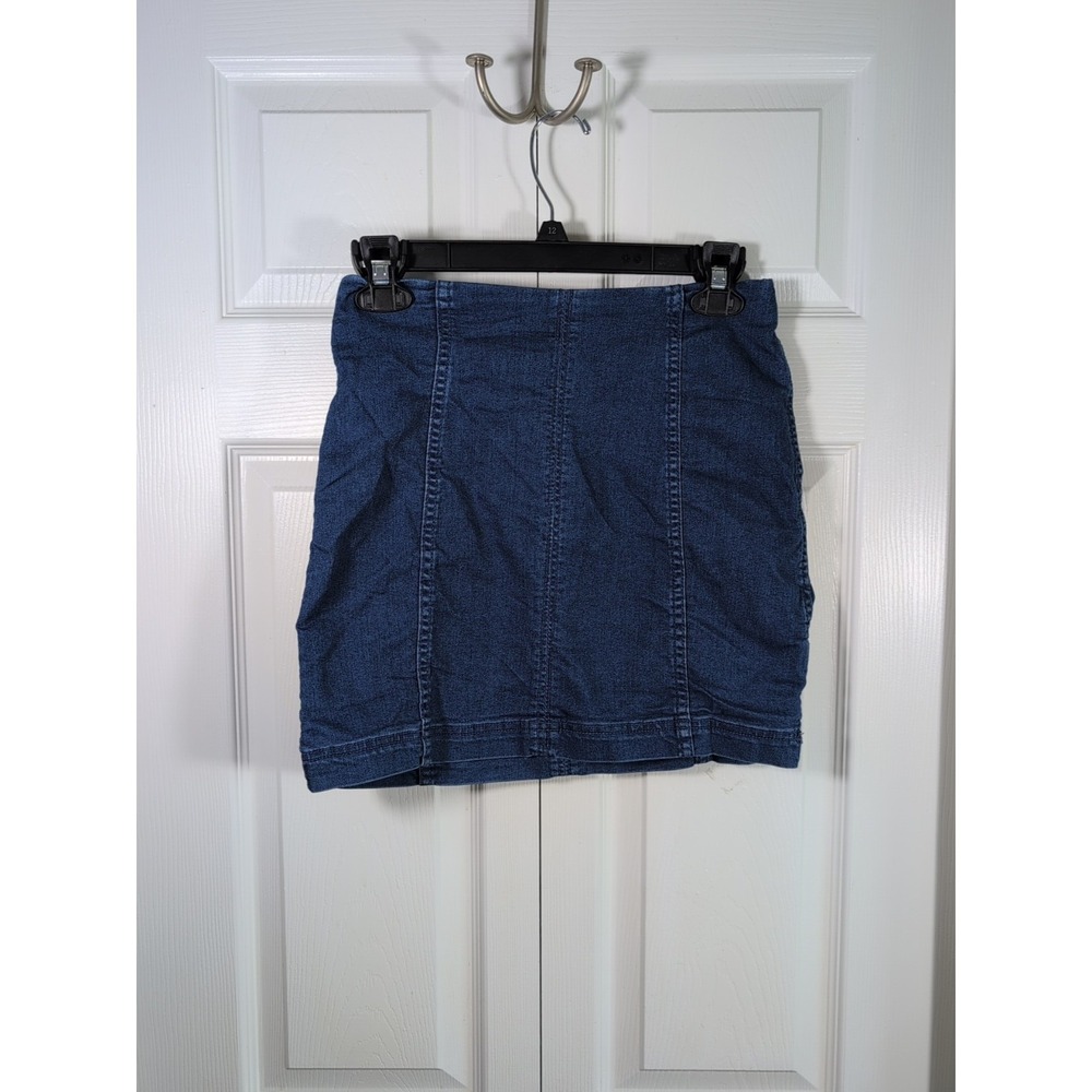 Free People Modern Femme Mini Jean Skirt Sz 6 EUC